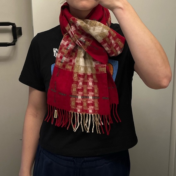 NWOT BURBERRY Cashmere Merino blend Festive Metallic Scarf Fringe - Picture 9 of 9